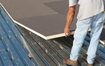 benefits of insulating The Gutter flat roofing